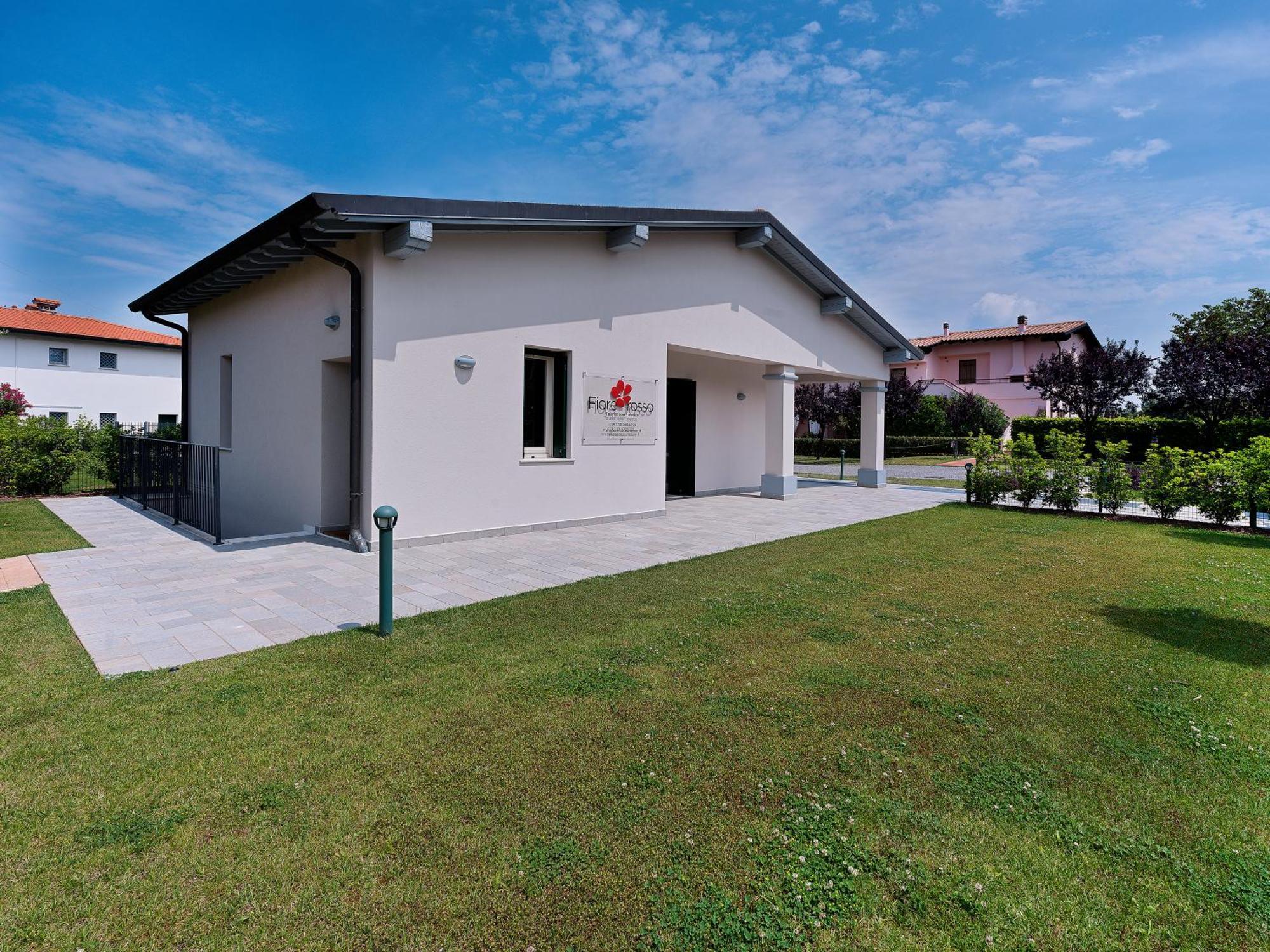 Residence Fiore Rosso Sirmione Bagian luar foto
