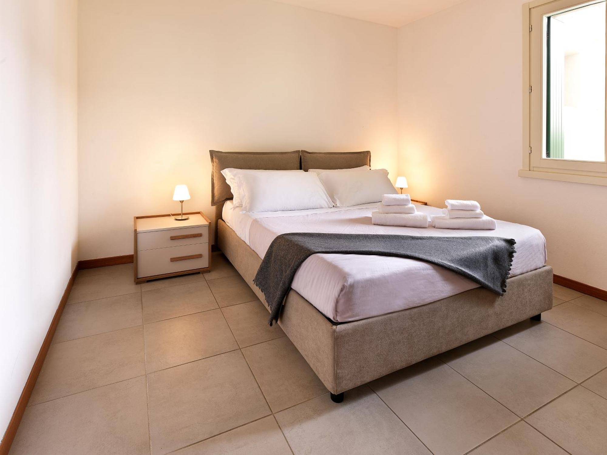 Residence Fiore Rosso Sirmione Bagian luar foto